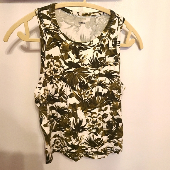 🧁 Free with bundle! Tezenis Tropical Tank Top - Picture 1 of 3